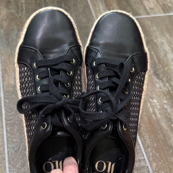 Jennifer Lopez Black and Brown Platform Sneakers - Picture 3 of 8